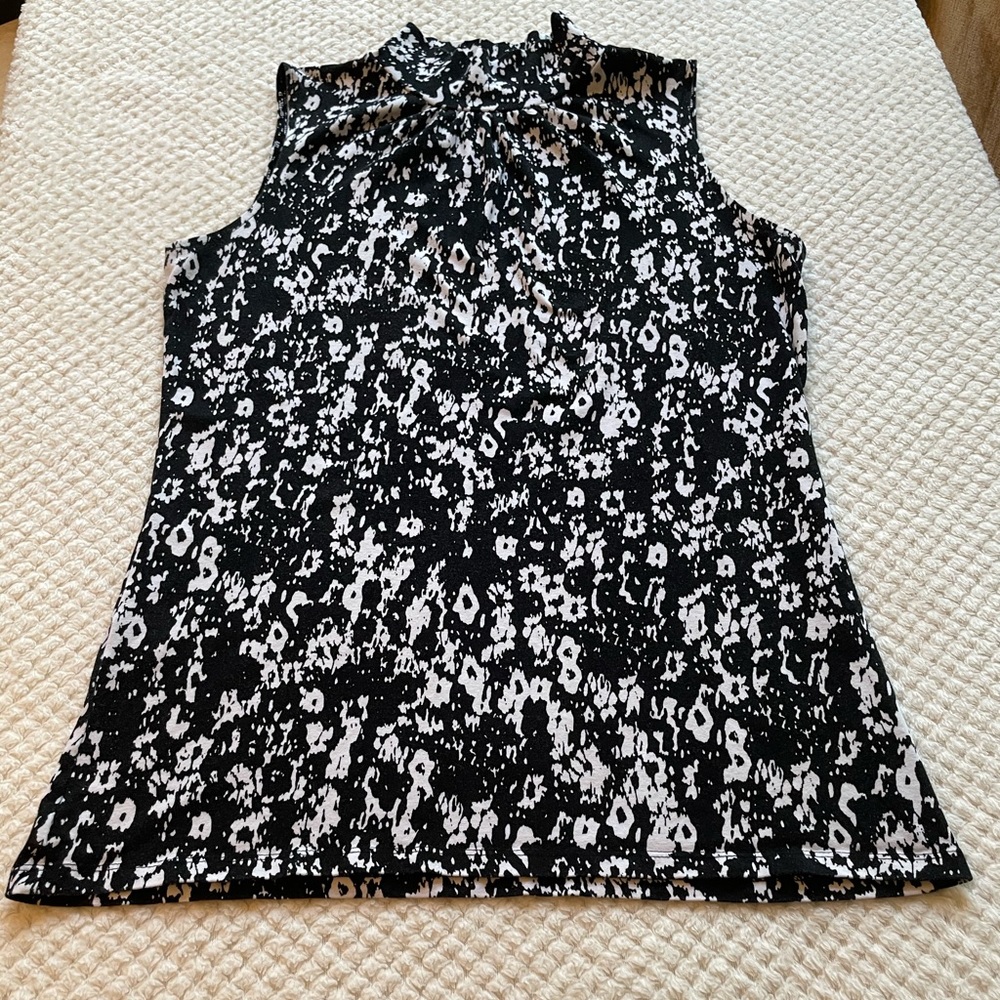 Express, Size L, Sleeveless, Shirt, Black & White, Mock Turtleneck